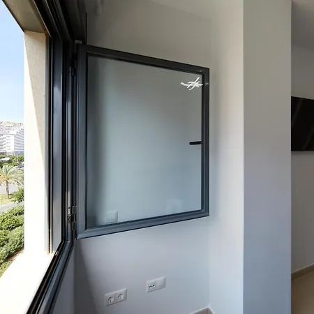 Luxurious Newly Renovated 2 Bedroom Condo By The Beach Benidorm Exterior foto