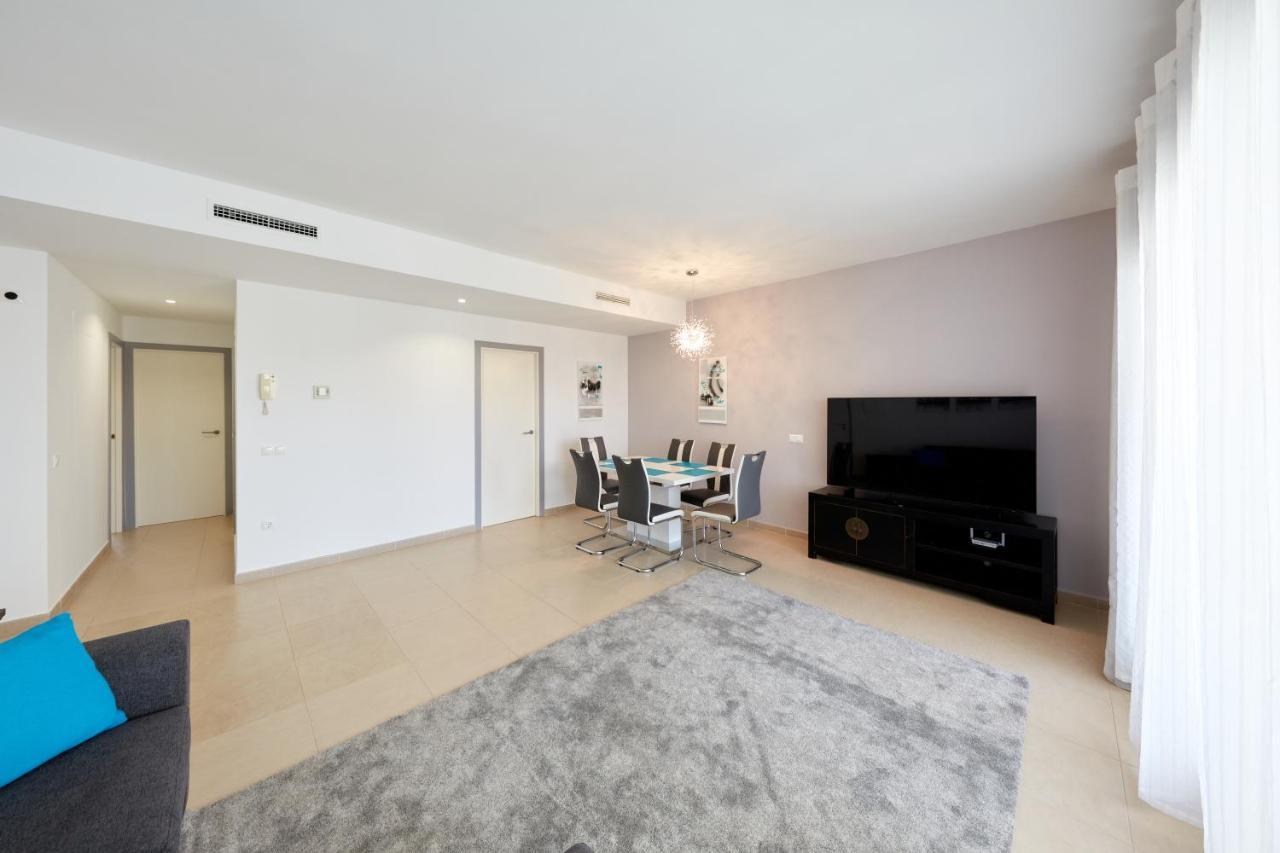 Luxurious Newly Renovated 2 Bedroom By The * Benidorm
