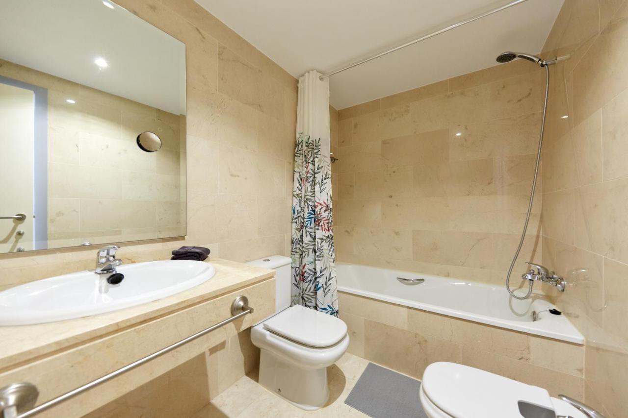 Luxurious Newly Renovated 2 Bedroom By The Apartment Benidorm