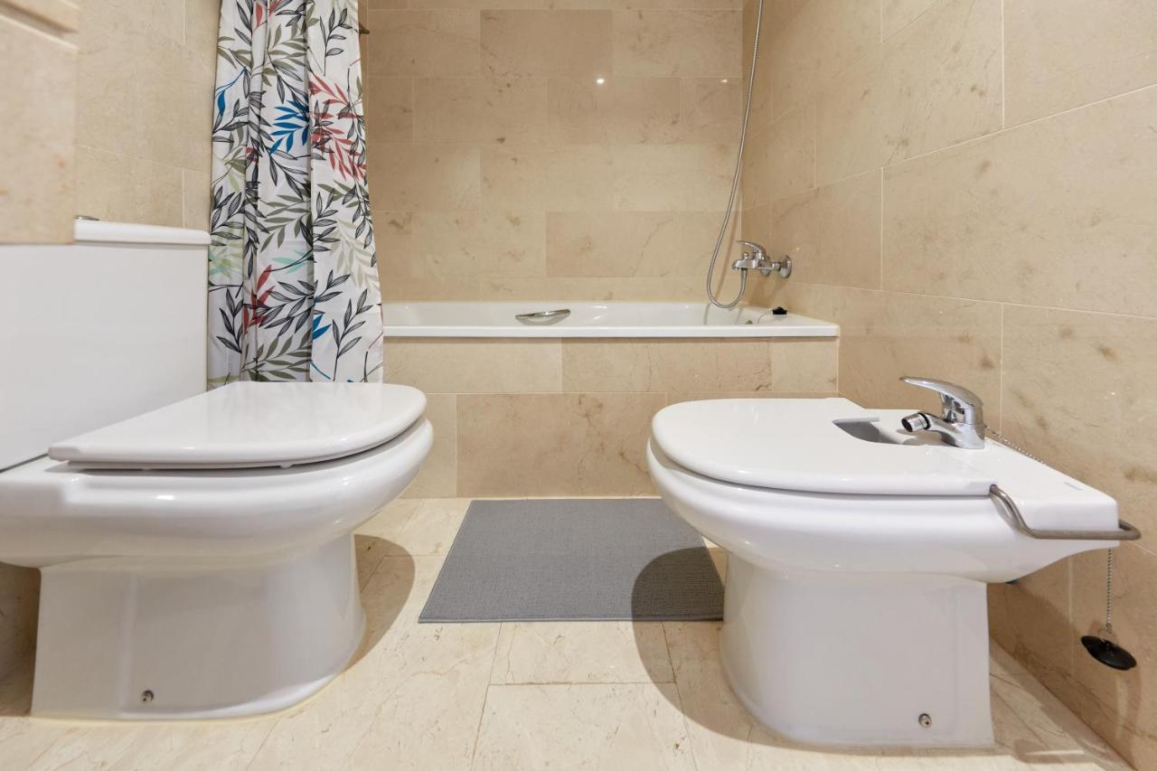 Luxurious Newly Renovated 2 Bedroom By The * Benidorm